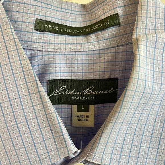*SOLD*Eddie Bauer short sleeved shirt size large - Picture 2 of 3